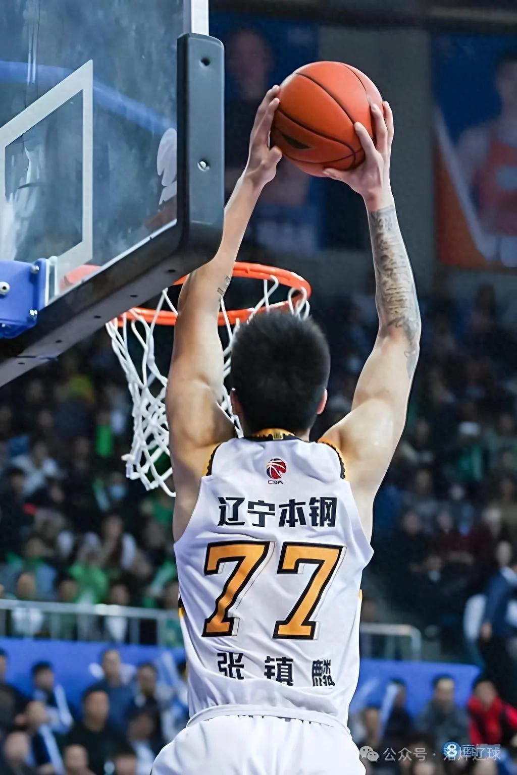 1JJ-包含冲刺阶段CBA季后赛焦点战，比利亚雷亚尔复出首秀，质疑声仍在，球队文化再被提及的词条