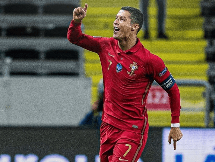 1竞技-关于费德勒在FPX比赛中惊险取胜，突破纪录引发热议！的信息