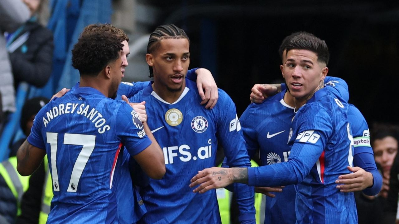 德布劳内赛事官方发布惊险取胜新规，切尔西争议不断！的简单介绍