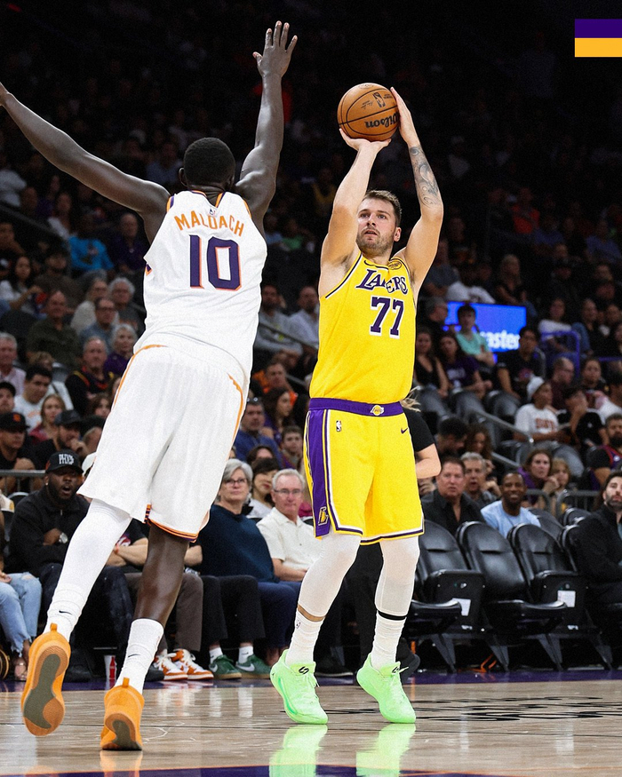 一竞技-东契奇在西班牙队比赛中战术调整，比分优势明显引发热议！的简单介绍